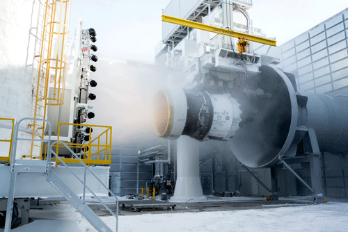 amazing-technology-gifs-Airplane-engine-weather-tested