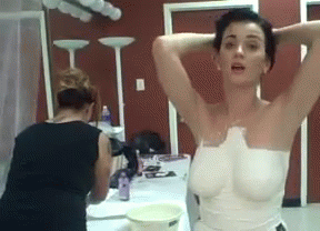 hottest-katy-perry-gifs-plaster