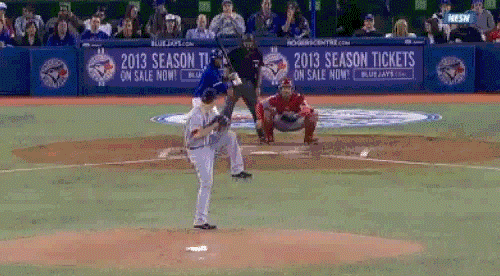 ridiculous-sports-injuries-gifs-arm-pull