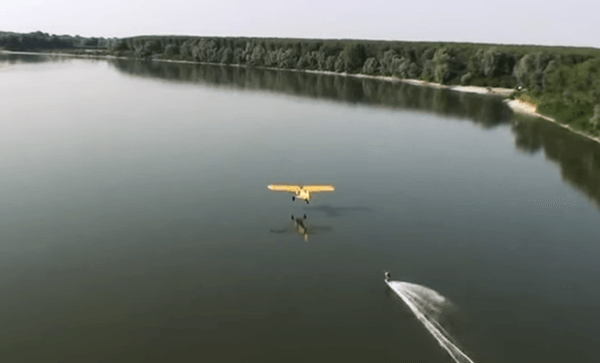 wakeboarding-behind-plane-italy