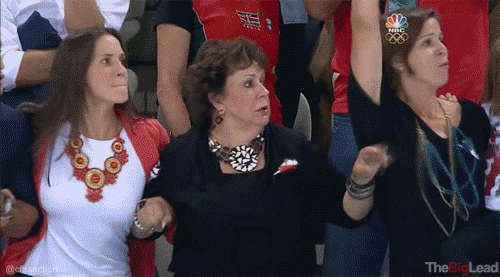 best-olympic-gifs-michael-phelps-mom-reaction-200-butterfly Best Olympic GIFs Michael Phelps Mom Reaction