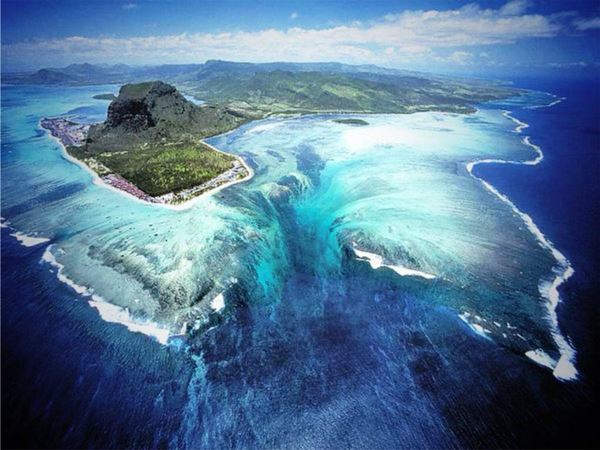 Underwater Waterfall