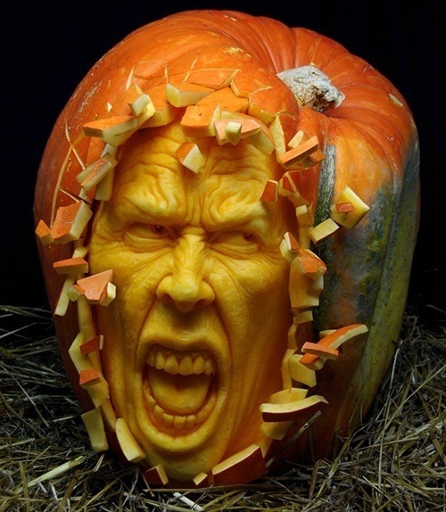 pumpkin-carvings-mad