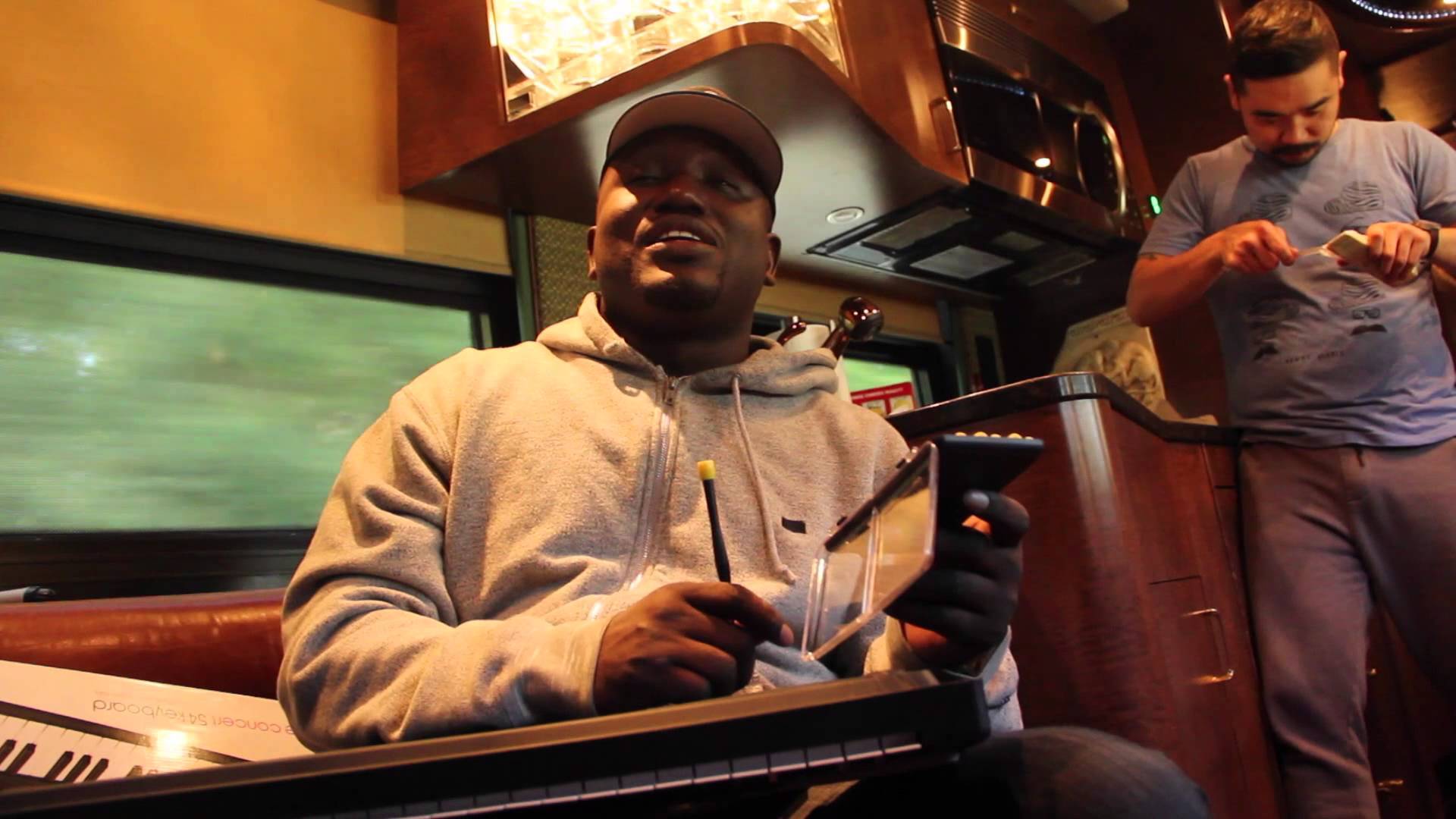 Hannibal Buress Delivers A Comical Restaurant Review Of Cracker Barrel