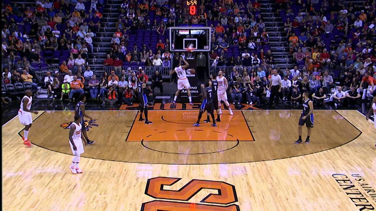 Jarring Hits, Creative Scores & Monster Dunks From This Week In Sports